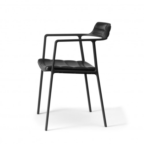 VIPP451 CHAIR BLACK LEATHER